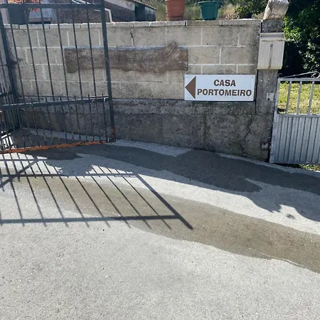 Casa Portomeiro بيت للعطل